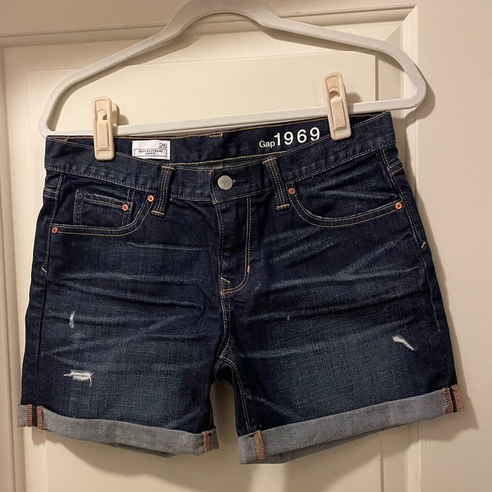 GAP Shorts
